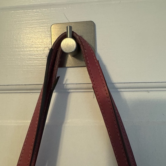 Unique Gorgeous Coach City Tote. Great Condition?! - Picture 3 of 10